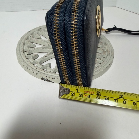 Michael Kors Wallet - Picture 8 of 8